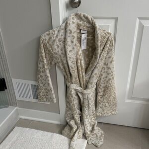 Leopard Print Plush Robe